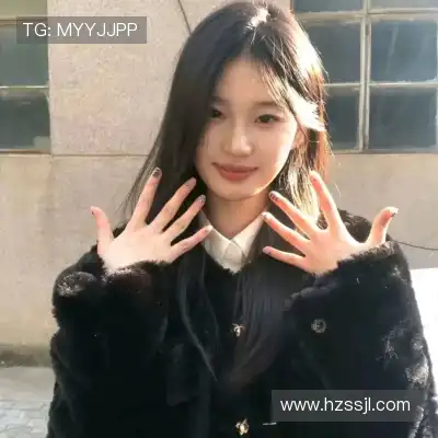 荣杏暖